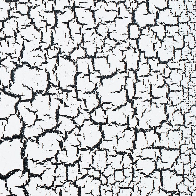 Barva ve spreji Montana Crackle 400ml – EC9010 Pure White