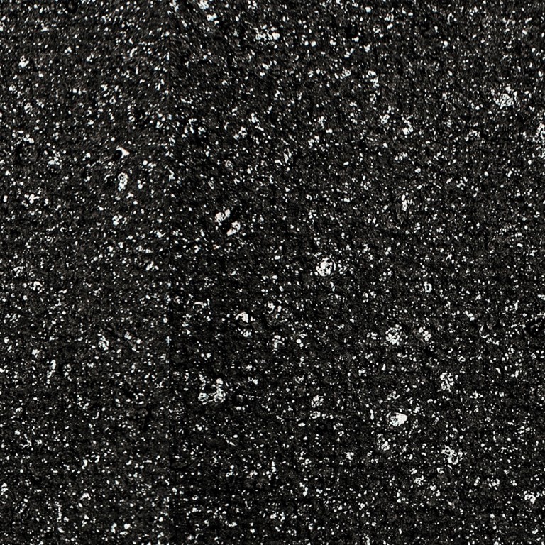 EG9000 Black
